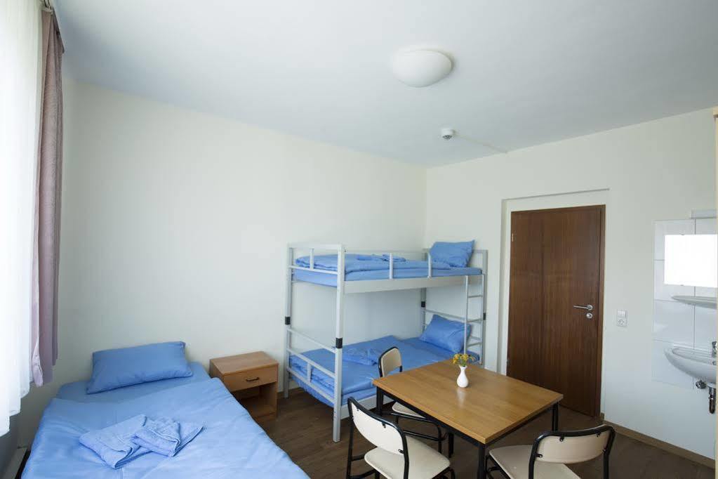 Big Reisehotel Wolfen Εξωτερικό φωτογραφία